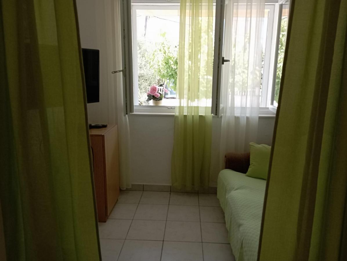 Apartment Trubi 2 *